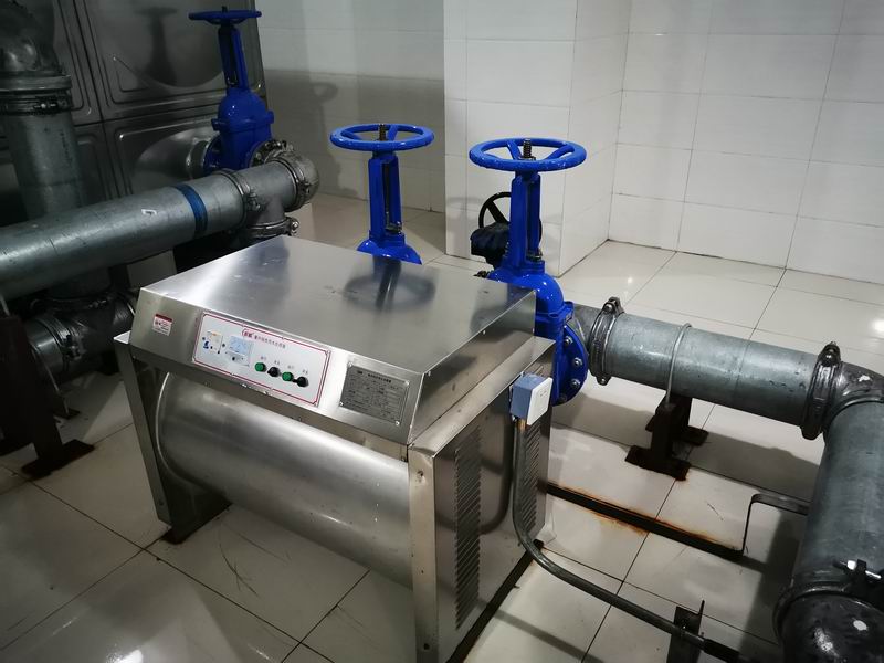 麒麟紫外線消毒器圖片.jpg 麒麟紫外線消毒器圖片.jpg