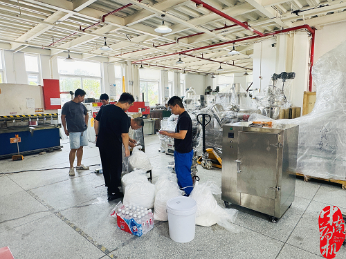 客戶現場試機圓滿成功，我司設備性能獲高度認可